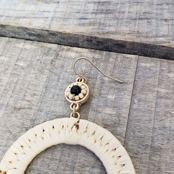 FRENCH HOOK Raffia Wrapped Beaded Earrings - Picture 3 of 8